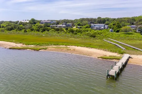 12 Milikin Way Edgartown MA 02539