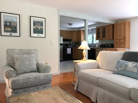 100 Mitchell Road Vineyard Haven MA 02568