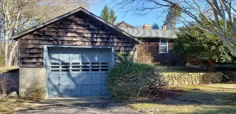 19 Lamberts Cove Road West Tisbury MA 02557