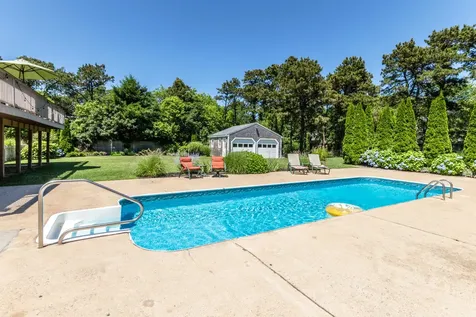 31 Vickers Street Edgartown MA 02539