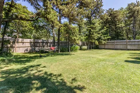 31 Vickers Street Edgartown MA 02539