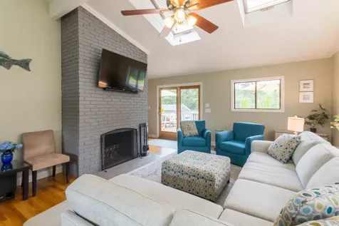 31 Vickers Street Edgartown MA 02539