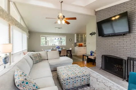 31 Vickers Street Edgartown MA 02539