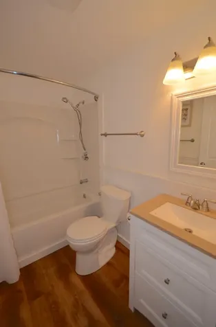 106 Colonial Drive Vineyard Haven MA 02568