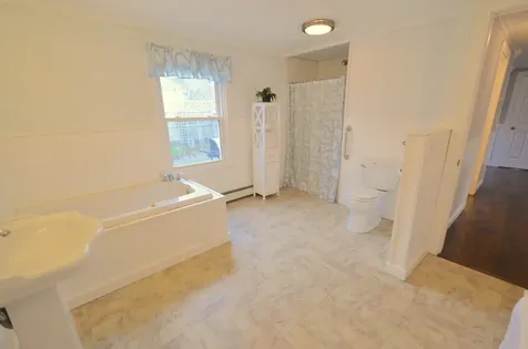 106 Colonial Drive Vineyard Haven MA 02568