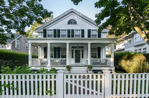 36 Morse Street Edgartown MA 02539