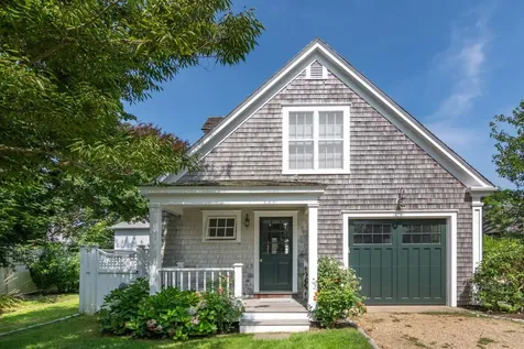 36 Morse Street Edgartown MA 02539