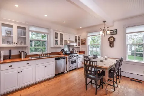 36 Morse Street Edgartown MA 02539