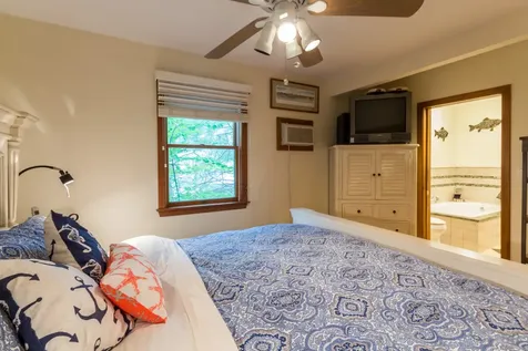 156 West Spring Street Vineyard Haven MA 02568