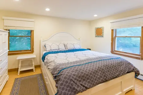 156 West Spring Street Vineyard Haven MA 02568