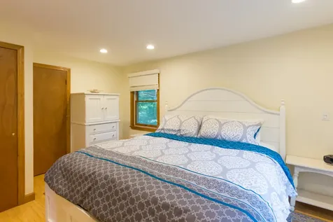 156 West Spring Street Vineyard Haven MA 02568