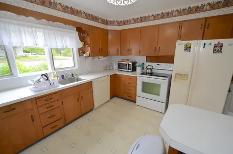 11 Winthrop Avenue Oak Bluffs MA 02557