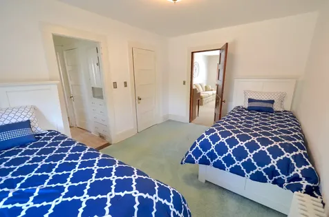 11 Winthrop Avenue Oak Bluffs MA 02557
