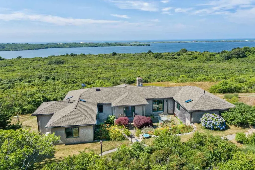 18 Austin Pasture Road Chilmark MA 02535