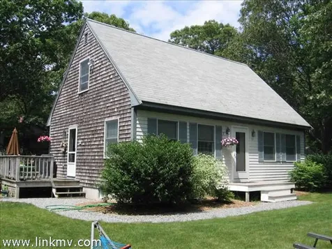 13 Hvoslef Way Vineyard Haven MA 02568