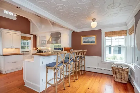 71 South Water Street Edgartown MA 02539