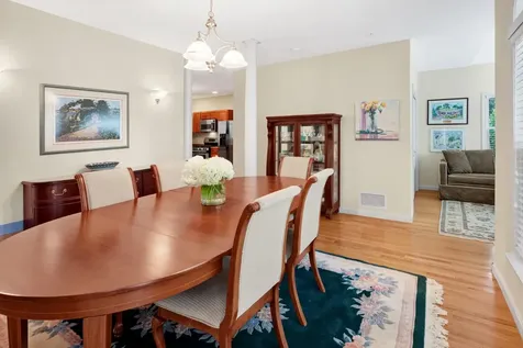 15 North Meadow Lane Oak Bluffs MA 02577