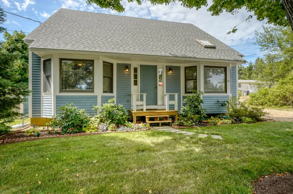 36 Norris Avenue Oak Bluffs MA 02557