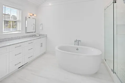 14 Mill Hill Road Edgartown MA 02539