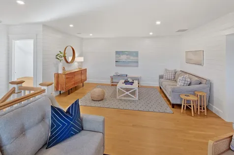 14 Mill Hill Road Edgartown MA 02539
