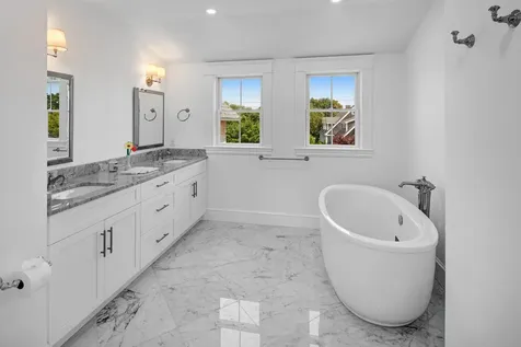 14 Mill Hill Road Edgartown MA 02539