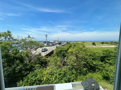 2 Creek Hill Chilmark MA 02535