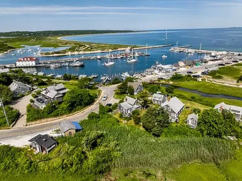2 Creek Hill Chilmark MA 02535