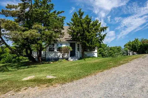 2 Creek Hill Chilmark MA 02535