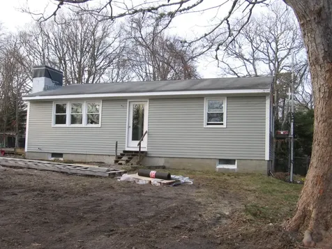 60 Bernard Circle Vineyard Haven MA 02568