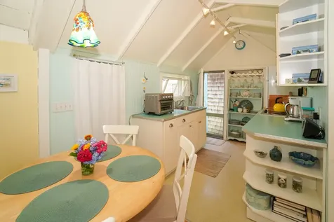 2 Lincoln Avenue Oak Bluffs MA 02557