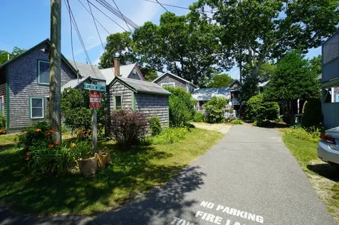 2 Lincoln Avenue Oak Bluffs MA 02557