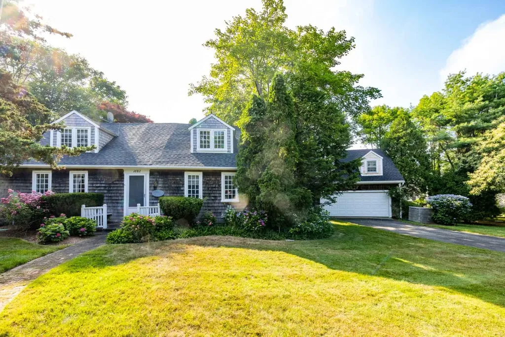 90 Peases Point Way South Edgartown MA 02539