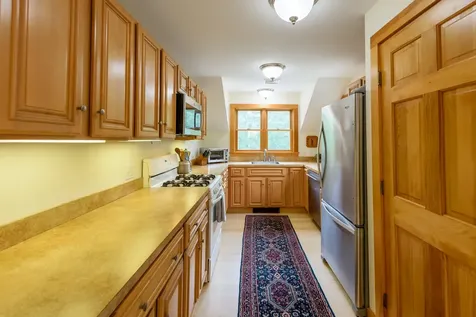 566 Scrubby Neck Road West Tisbury MA 02575