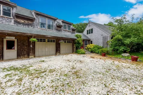 566 Scrubby Neck Road West Tisbury MA 02575