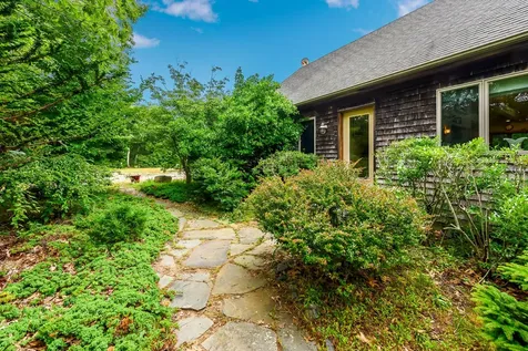566 Scrubby Neck Road West Tisbury MA 02575