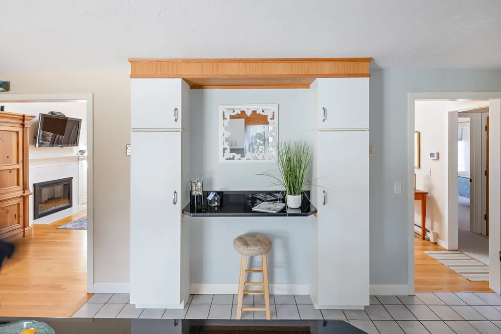 16 Majors Cove Lane Edgartown MA 02539