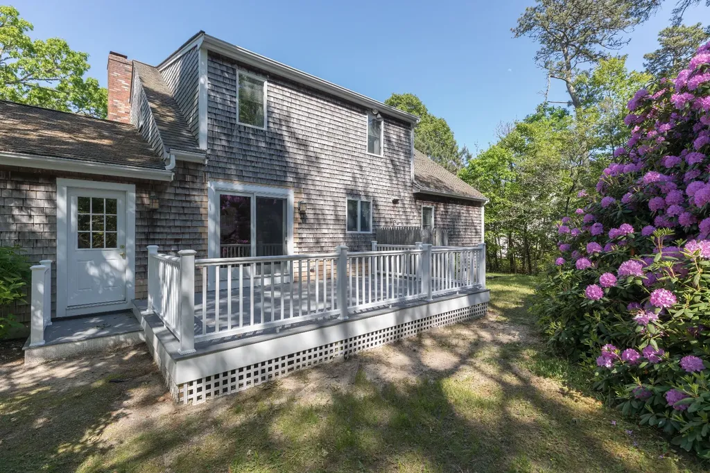 16 Majors Cove Lane Edgartown MA 02539