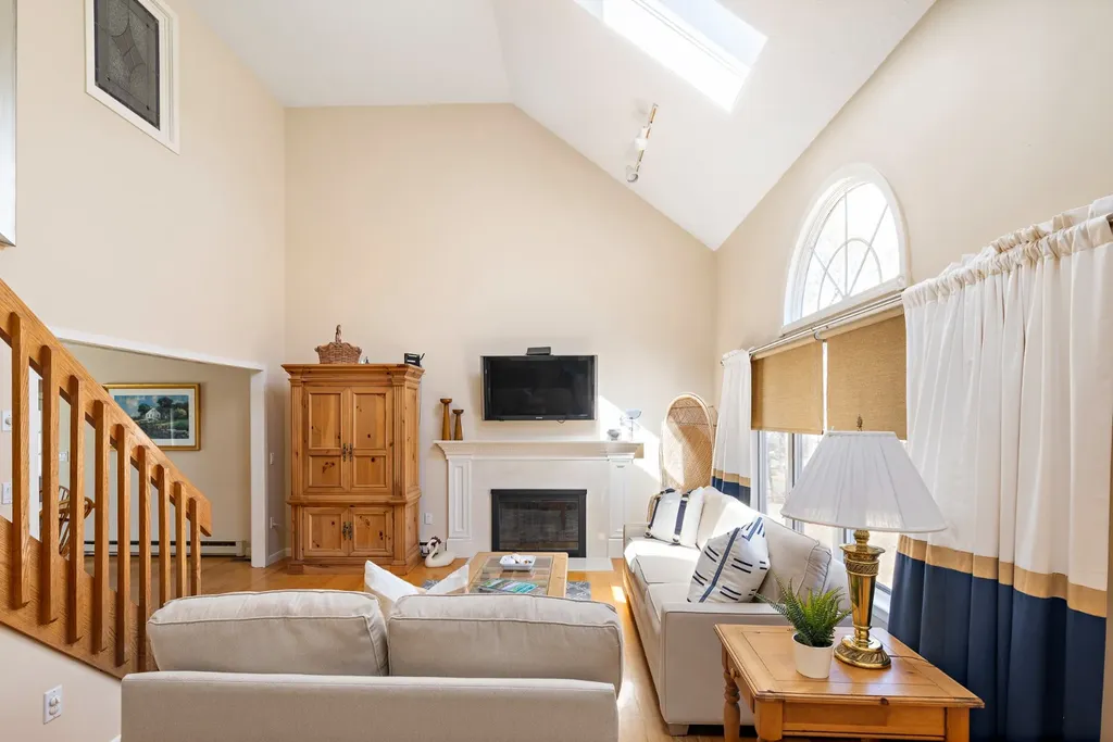 16 Majors Cove Lane Edgartown MA 02539