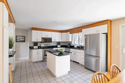 16 Majors Cove Lane Edgartown MA 02539