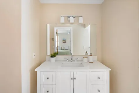 16 Majors Cove Lane Edgartown MA 02539