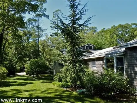 203 Franklin Street Vineyard Haven MA 02568