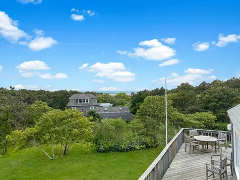 81 Washque Avenue Edgartown MA 02539