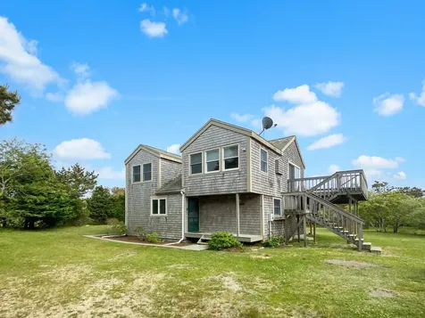 81 Washque Avenue Edgartown MA 02539