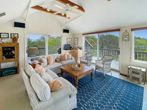 81 Washque Avenue Edgartown MA 02539