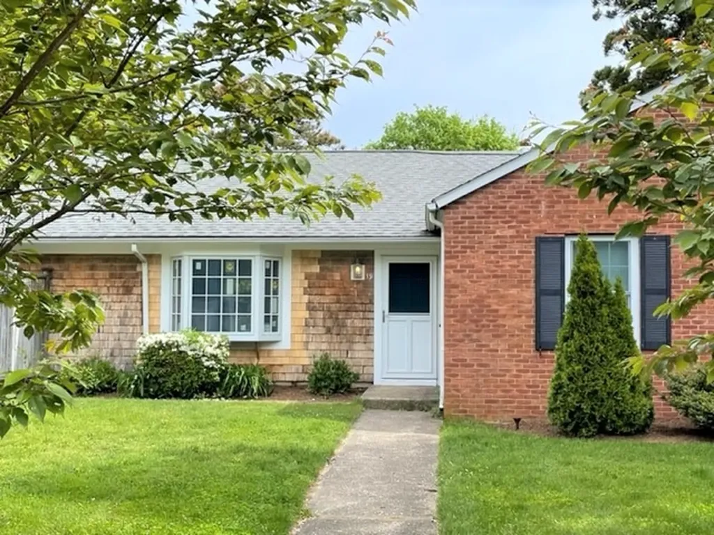 17 Mill Street Unit Edgartown MA 02539