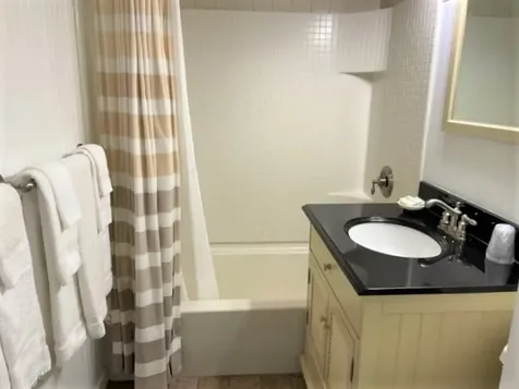 17 Mill Street Unit Edgartown MA 02539