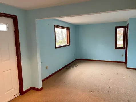 44 Eastville Avenue Oak Bluffs MA 02557