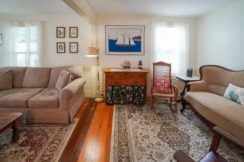 5 Tabernacle Avenue Oak Bluffs MA 02557
