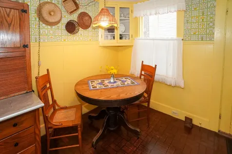 5 Tabernacle Avenue Oak Bluffs MA 02557