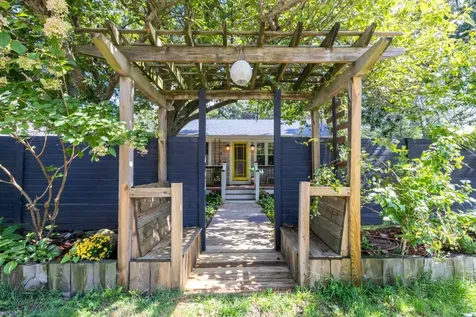 146 Edgartown Road Vineyard Haven MA 02568